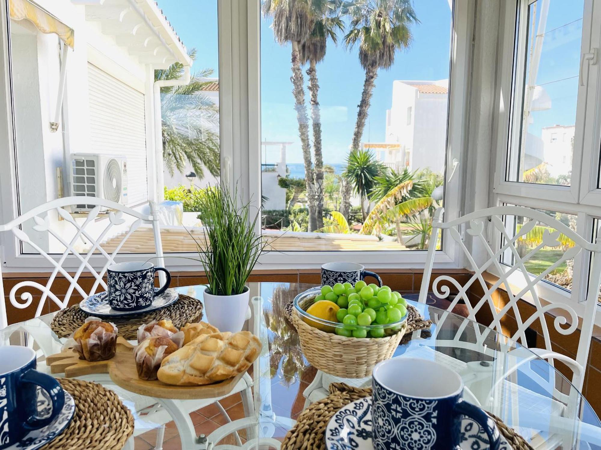 Apartamento Laguna Beach At Home Торрокс-Коста Экстерьер фото